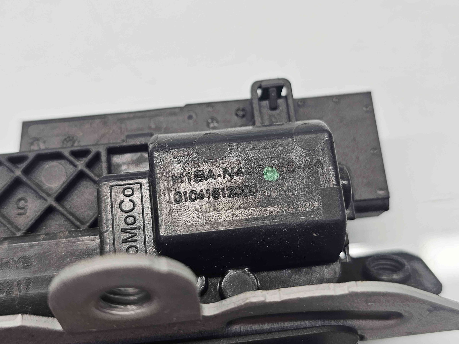 Broasca haion Ford Fiesta 8 [Fabr 2017-2025] H1BA-N442A66-AA - imagine 2