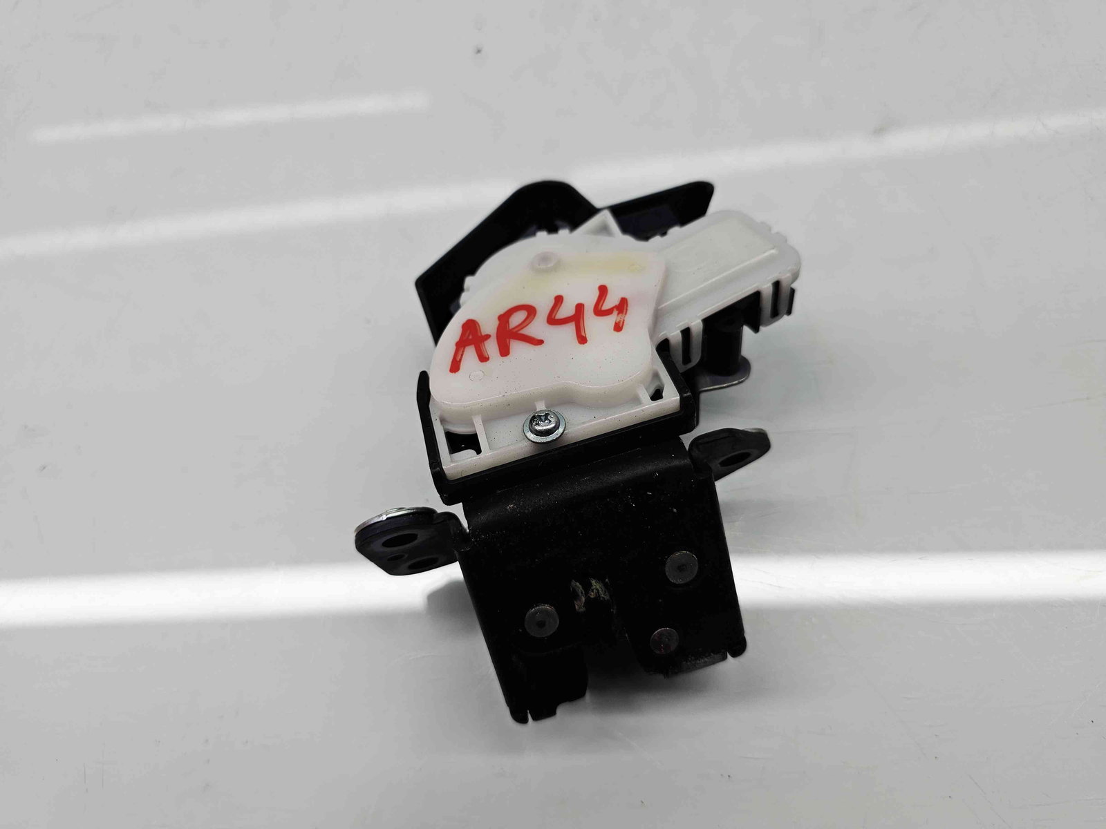 Broasca haion MAZDA CX-5 (KE) [Fabr 2011-2016] OEM - imagine 4