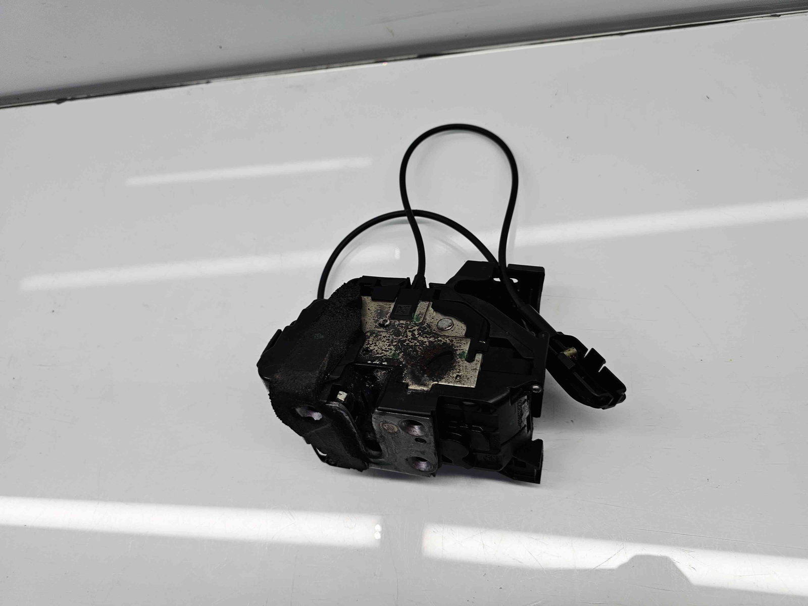 Broasca usa stanga spate Renault Megane 3 [Fabr 2008-2015] Facelift 825035901R - imagine 6