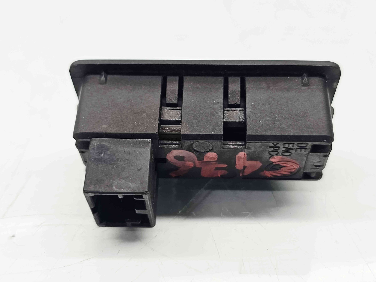 Buton deschidere portbagaj Audi Q7 (4LB) [Fabr 2006-2014] Facelift 3D0959831D - imagine 2