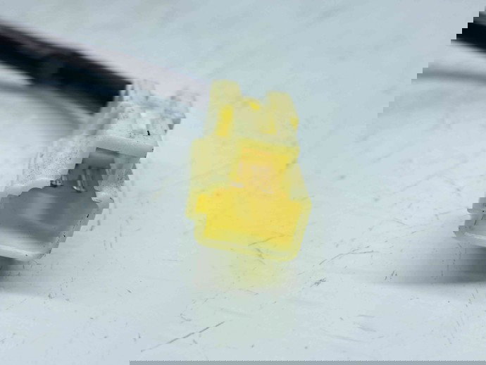  Capsa centura stanga fata Toyota Rav 4 III (ACA3, ACE, ALA3, GSA3, ZSA3) [Fabr 2005-2013] E034501