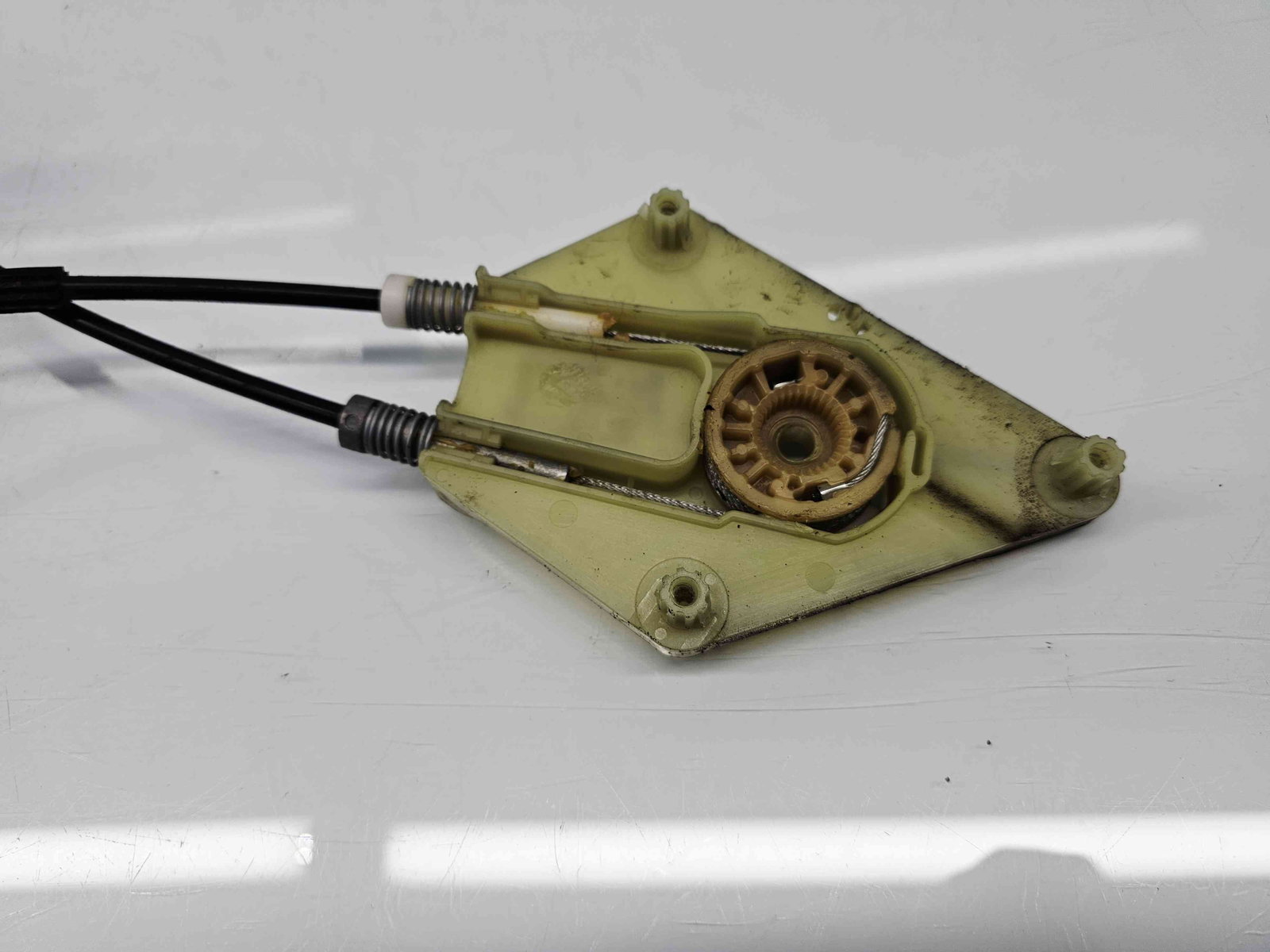 Macara electrica geam stanga spate Renault Megane 3 [Fabr 2008-2015] Facelift 827210008R - imagine 2