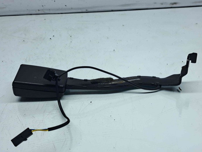  Capsa centura stanga fata Volkswagen Golf 6 (5K1) [Fabr 2009-2013] 1K4857755AB