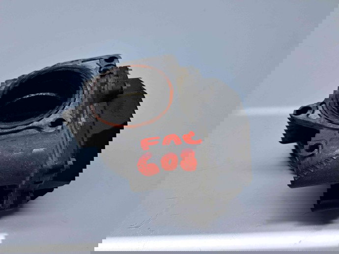 Clapeta acceleratie Volkswagen Transporter 5 (7HB, 7HJ) [Fabr 2004-2013] OEM 1.9 TDI BRS 75KW / 102CP