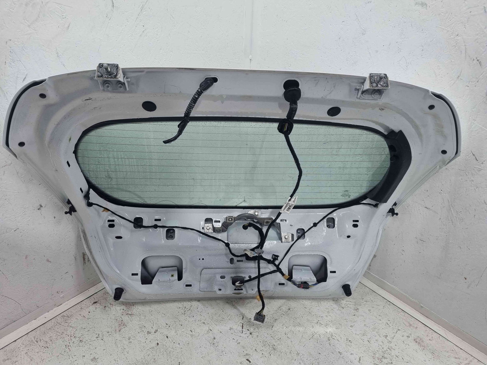 Haion Ford Fiesta 6 facelift [Fabr 2008-2019] Frozen White - imagine 5