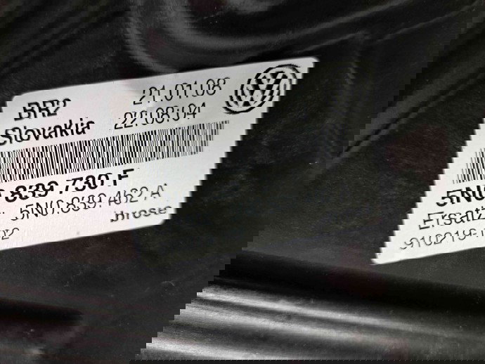 Macara electrica geam dreapta spate Volkswagen Tiguan (5N) [Fabr 2007-2016] 5N0839730F