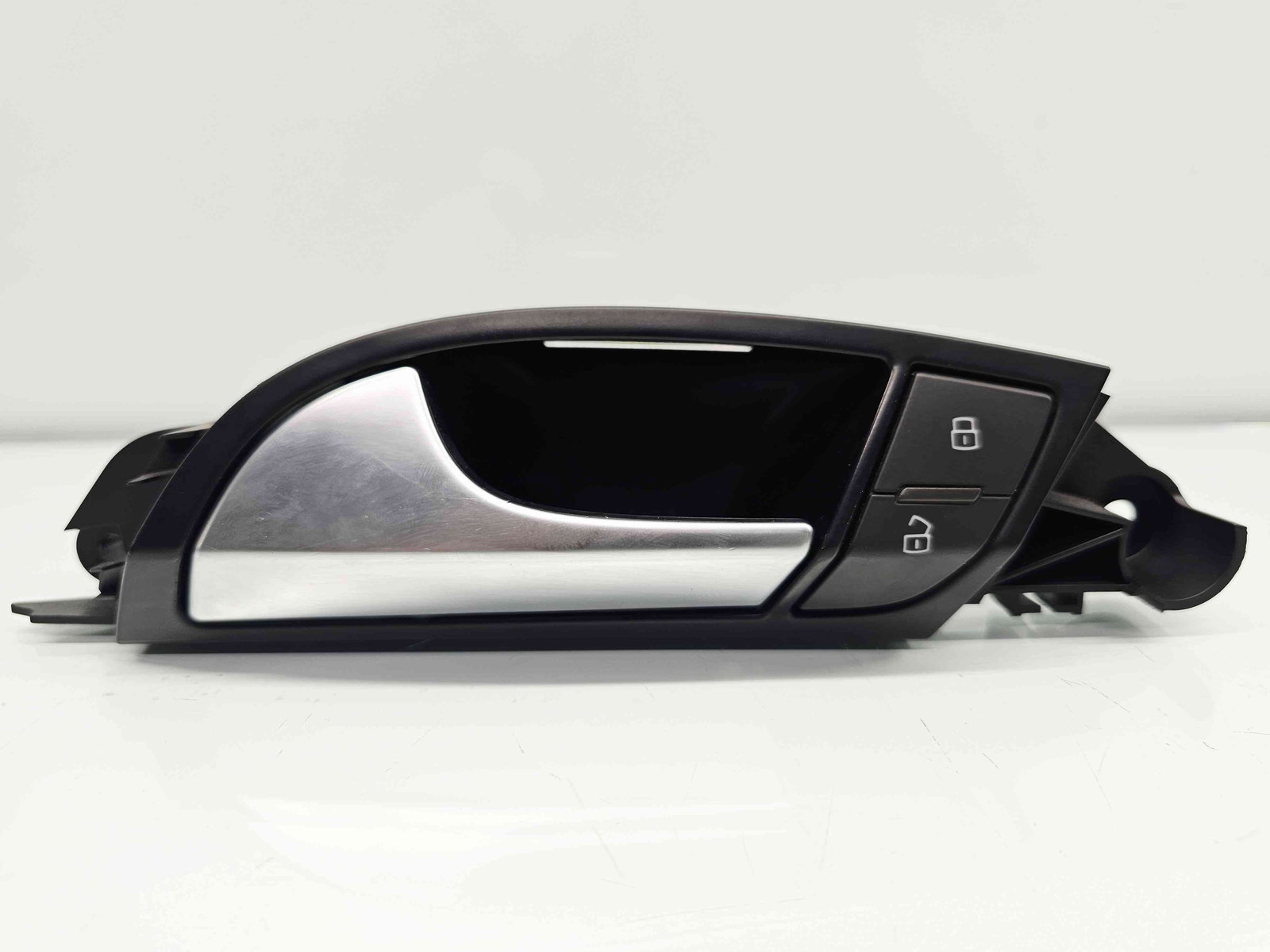 Maner interior stanga fata Audi Q7 (4LB) [Fabr 2006-2014] Facelift 4L0837019 - imagine 1