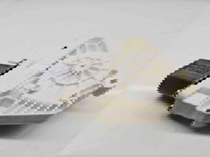 Motoras geam dreapta spate Skoda Superb II Combi (3T5) [Fabr 2009-2015] 8K0959812A