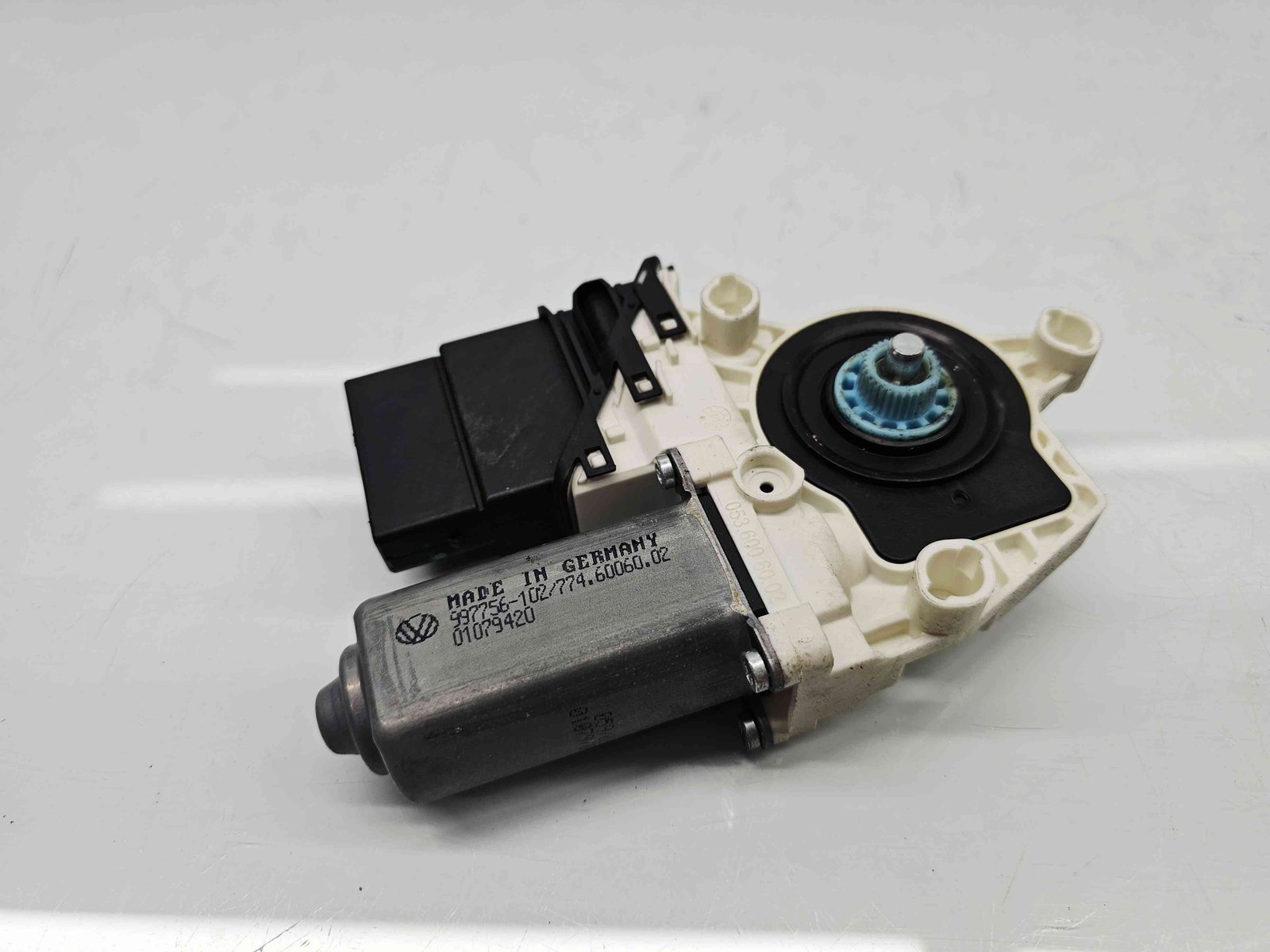 Motoras geam dreapta spate Volkswagen Golf 6 (5K1) GTD [Fabr 2009-2013] 5K0959704C - imagine 1