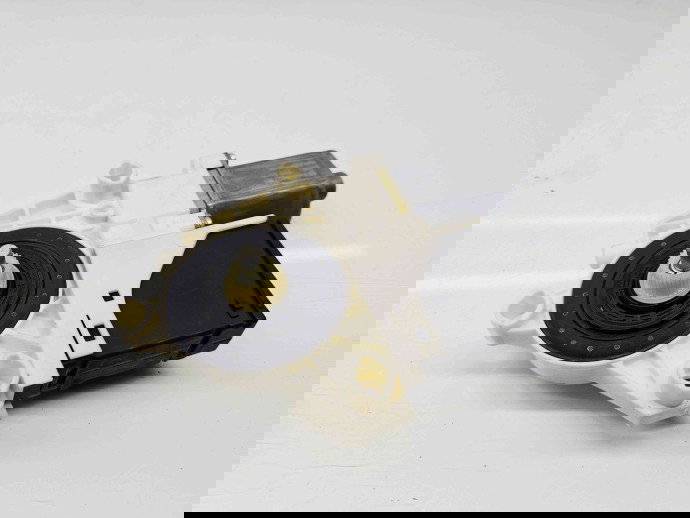 Motoras geam dreapta spate Renault Megane 3 [Fabr 2008-2015] Facelift 827306548R