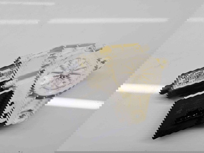 Motoras geam dreapta spate Renault Megane 3 [Fabr 2008-2015] Facelift 827306548R