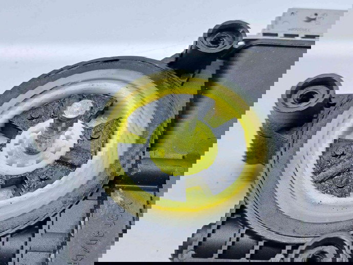 Motoras geam stanga fata Opel Corsa E [Fabr 2014-prezent] 5YY0625