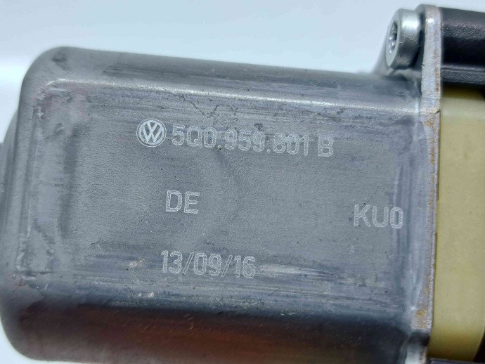 Motoras geam stanga fata Skoda Superb III Combi (3V5) [Fabr 2015-2024] 5Q0959801B