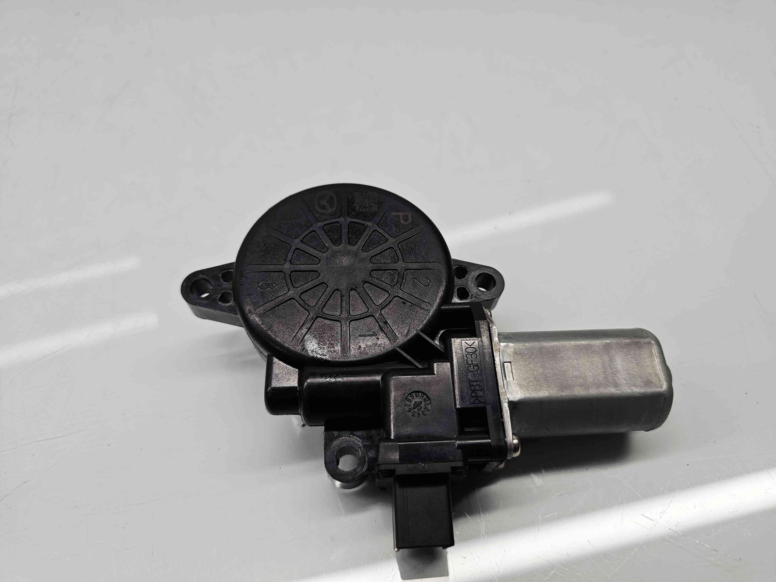 Motoras geam stanga spate MAZDA CX-5 (KE) [Fabr 2011-2016] OEM - imagine 4