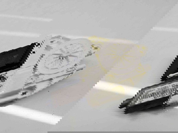 Motoras geam stanga spate Renault Megane 3 [Fabr 2008-2015] Facelift 827310185R