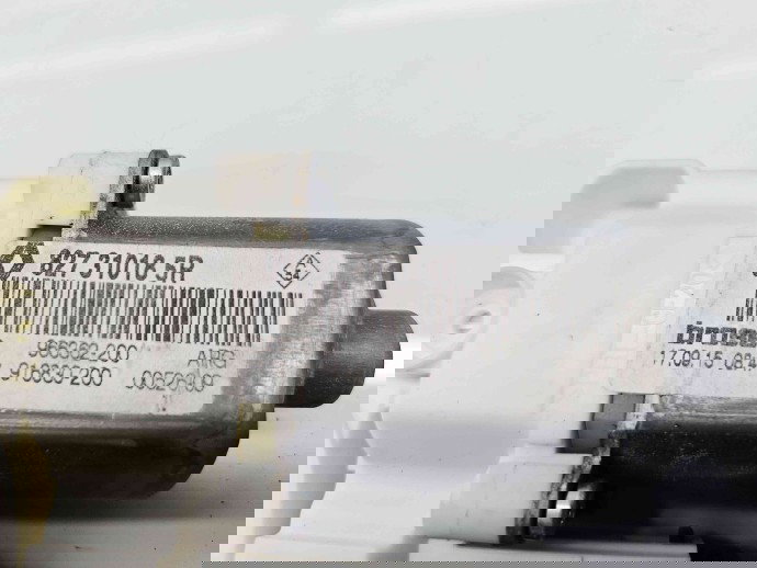 Motoras geam stanga spate Renault Megane 3 [Fabr 2008-2015] Facelift 827310185R