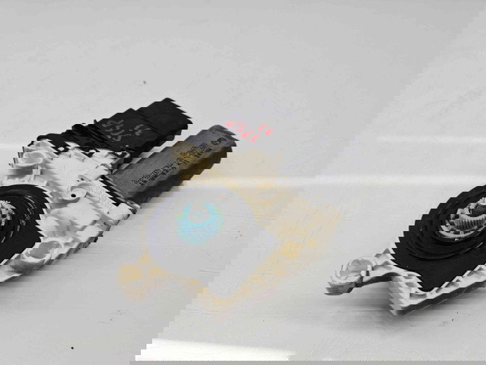 Motoras geam stanga spate Volkswagen Golf 6 (5K1) GTD [Fabr 2009-2013] 5K0959703C