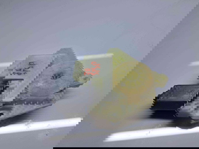 Motoras geam stanga spate Volkswagen Passat B8 Variant (3G5) [Fabr 2015-prezent] 5Q459812E