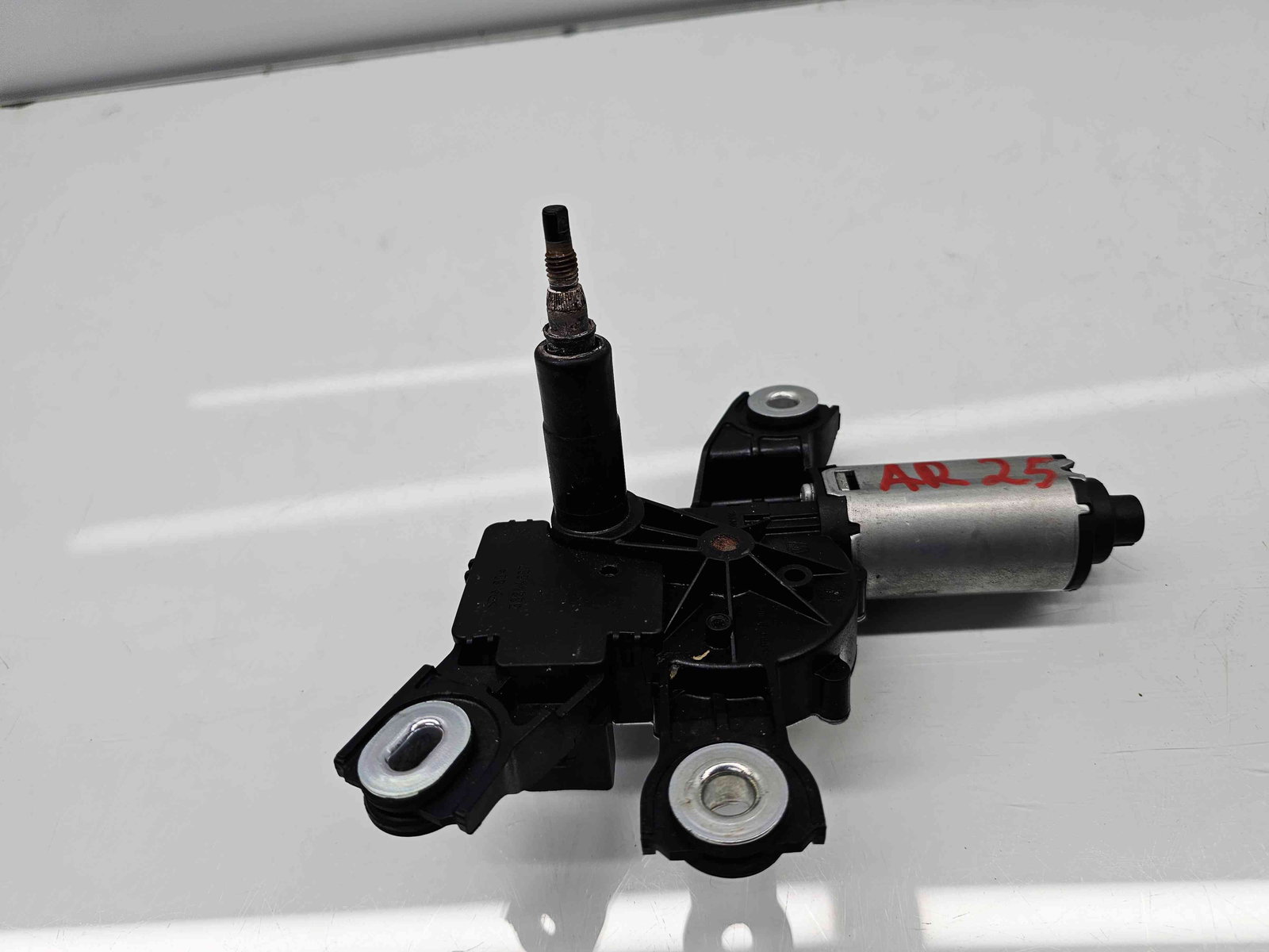 Motoras stergator haion Volkswagen Tiguan (5N) [Fabr 2007-2016] 5N0955711A - imagine 8