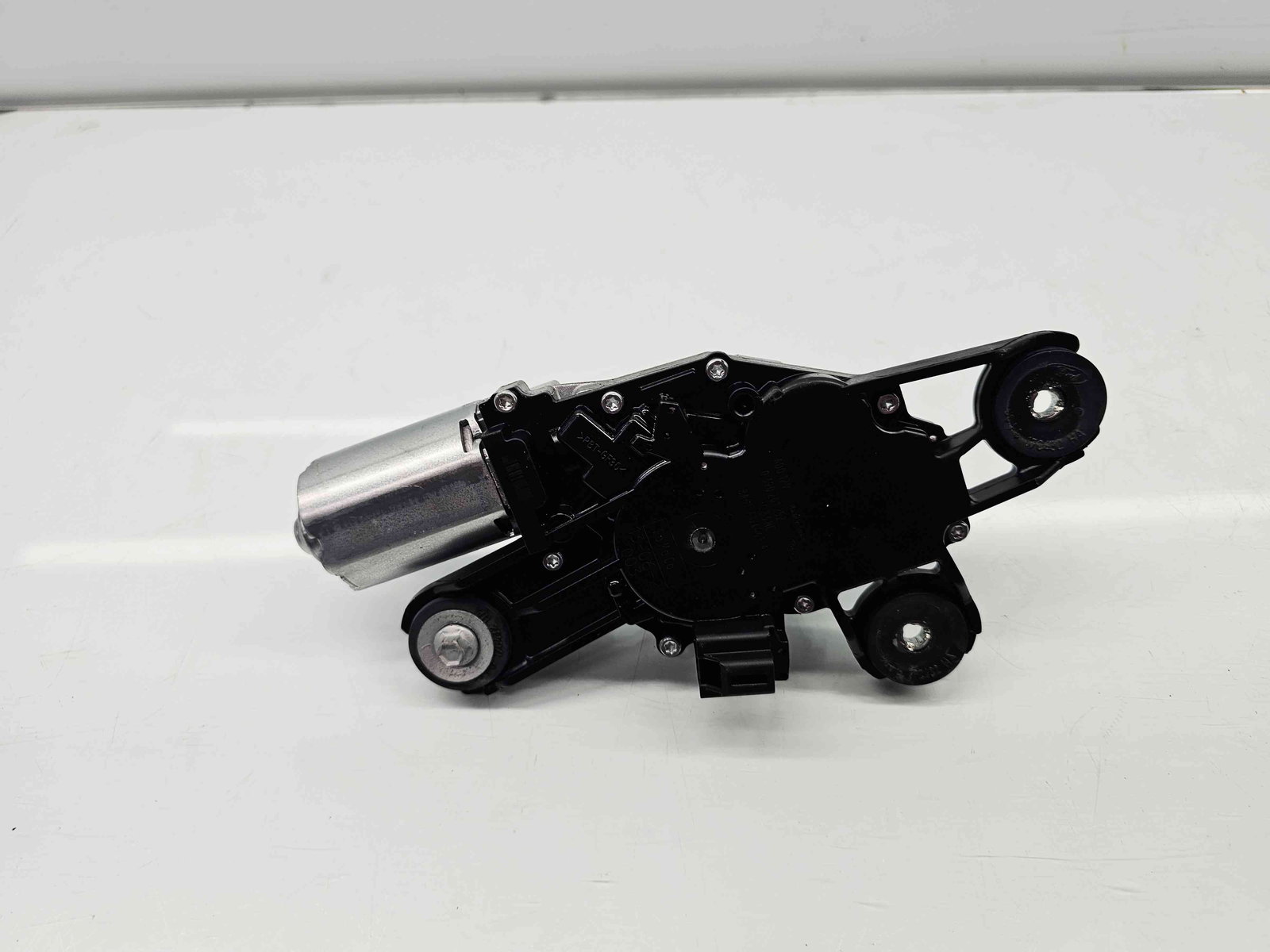 Motoras stergator haion Ford Fiesta 6 facelift [Fabr 2008-2019] 8A61-A17K441-AE - imagine 1