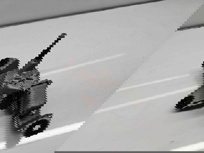  Motoras stergator haion MAZDA 3 II Hatchback Facelift [Fabr 2011-2013] BBN9-67450