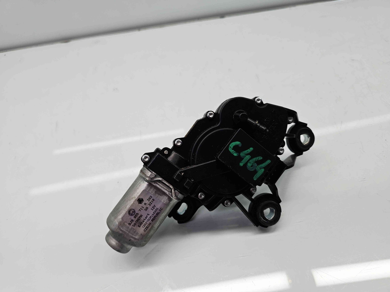 Motoras stergator haion Skoda Fabia 2 Combi (5J, 545) [Fabr 2007-2014] 5J9955711A - imagine 4