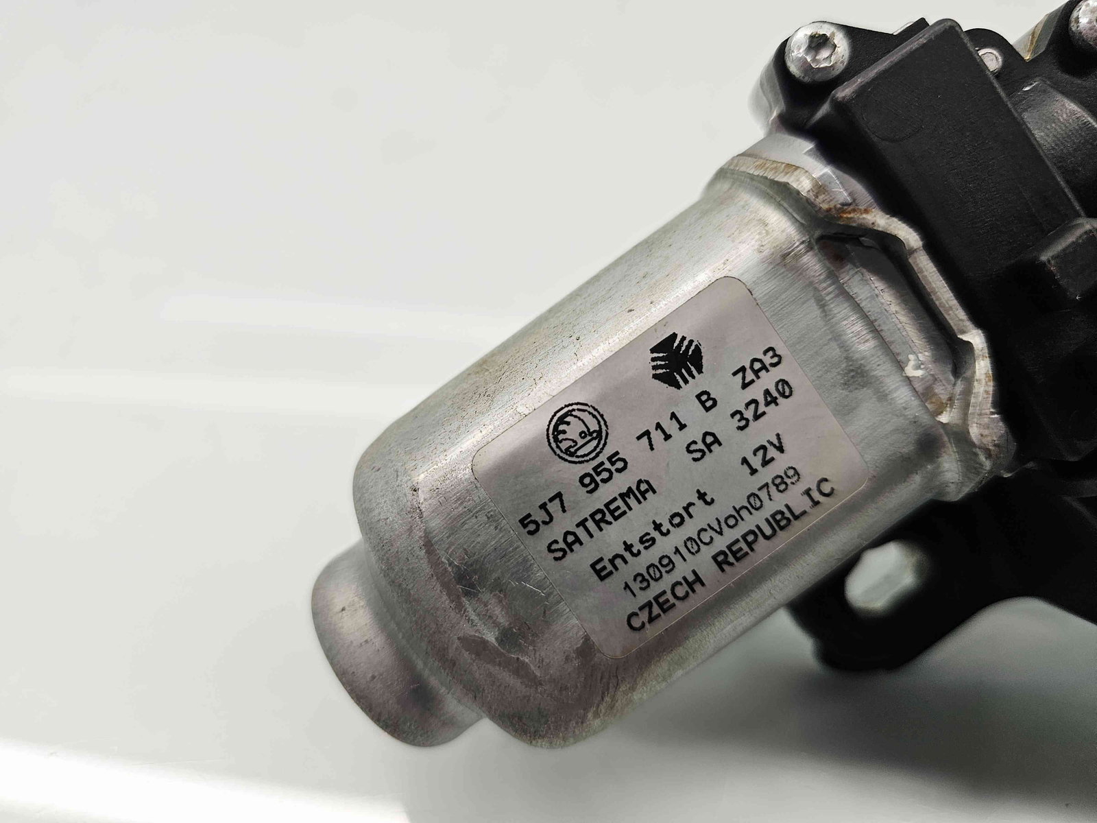 Motoras stergator haion Skoda Yeti (5L) [Fabr 2009-2020] 5J7955711B - imagine 5