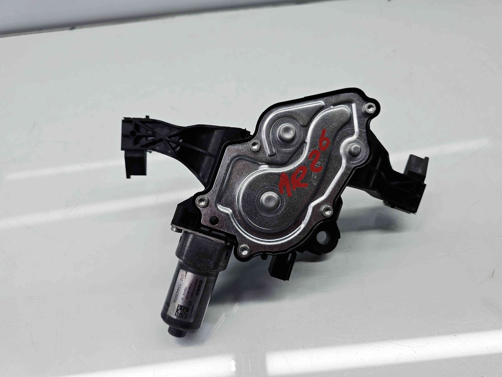 Motoras stergator haion Opel Corsa E [Fabr 2014-prezent] 13443959 - imagine 4