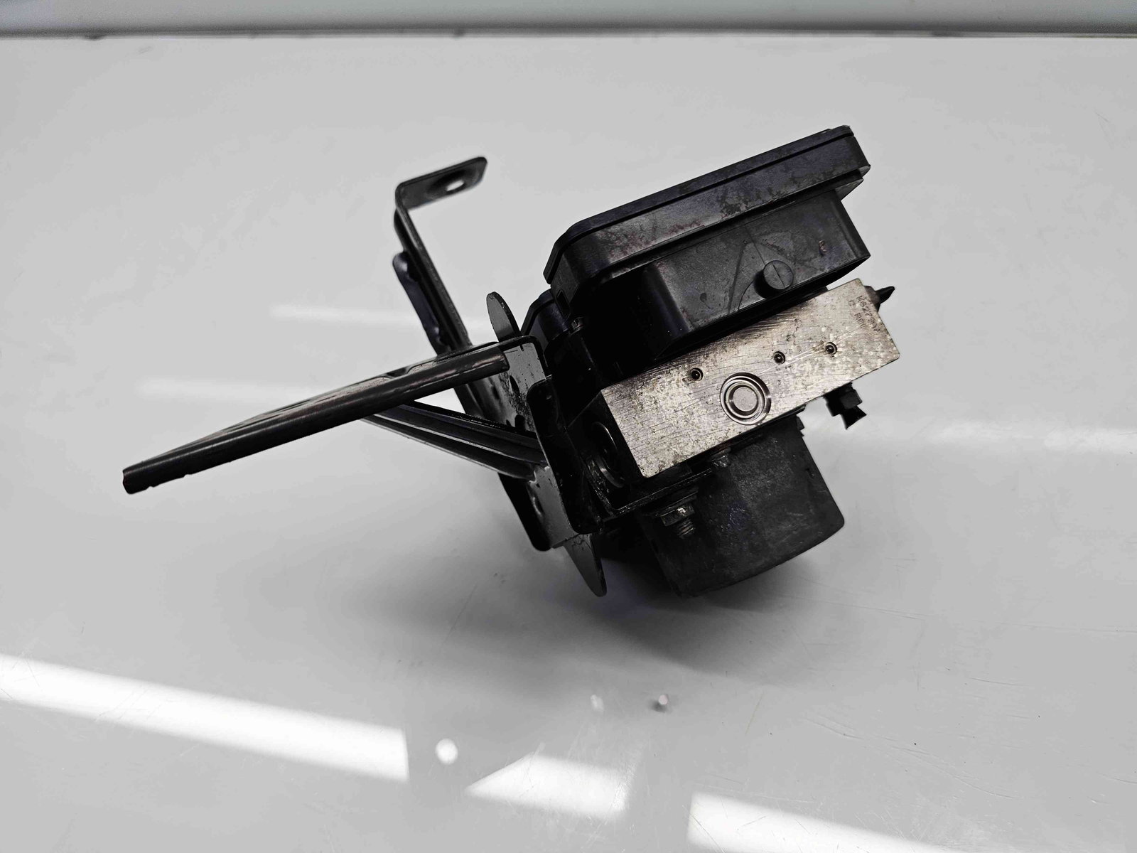 Pompa ABS Skoda Fabia 2 (5J, 542) [Fabr 2007-2014] 6R0907379AT 1.2 TDI CFWA 55KW / 75CP - imagine 4