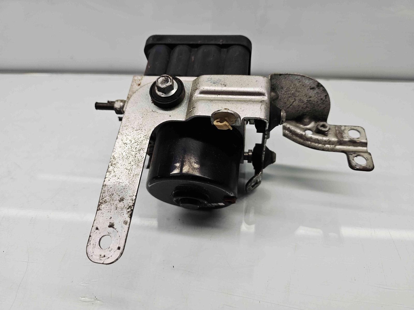 Pompa ABS MITSUBISHI Outlander II [Fabr 2006-2015] 4670A457 2.0 BSY 103KW / 140CP - imagine 4