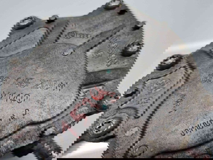 Pompa inalta presiune Volkswagen Jetta 3  (1K2) [Fabr 2005-2010] 038145209M 1.9 TDI BXE 77KW / 105CP