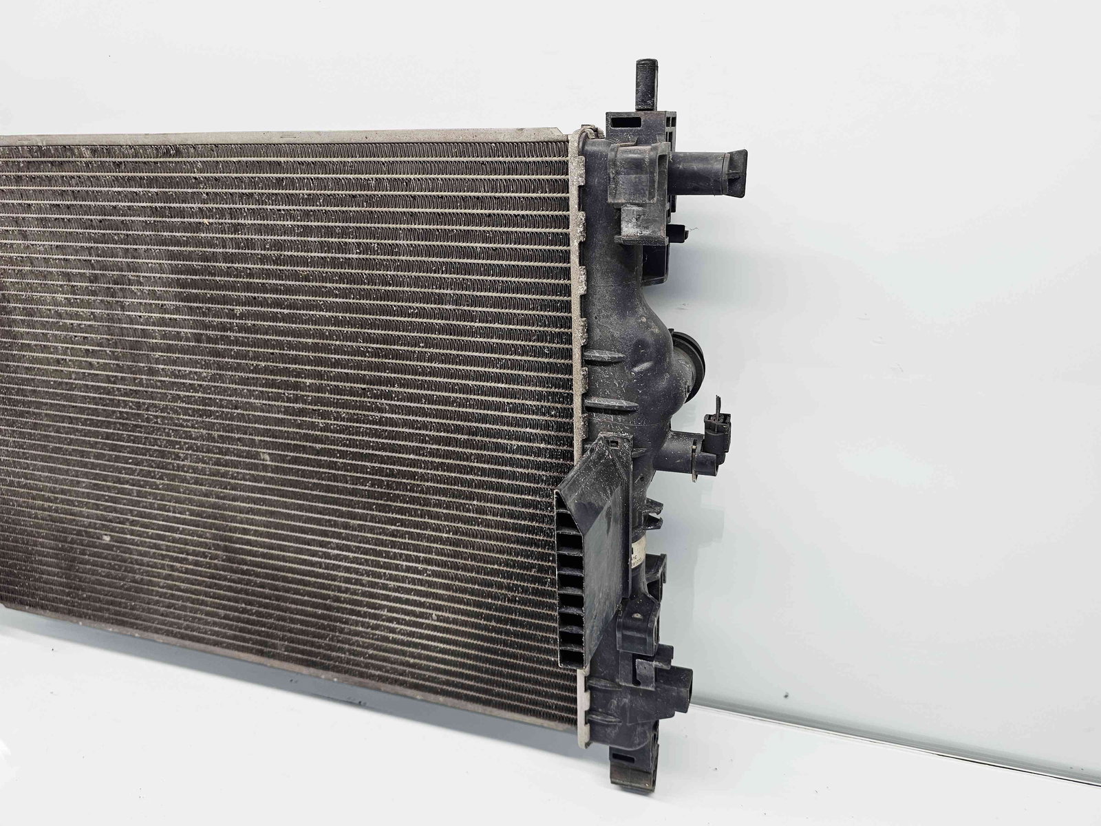 Radiator apa Opel Astra J [Fabr 2009-2015] 13281773 1.4 Benz A14XER 74KW / 100CP - imagine 2