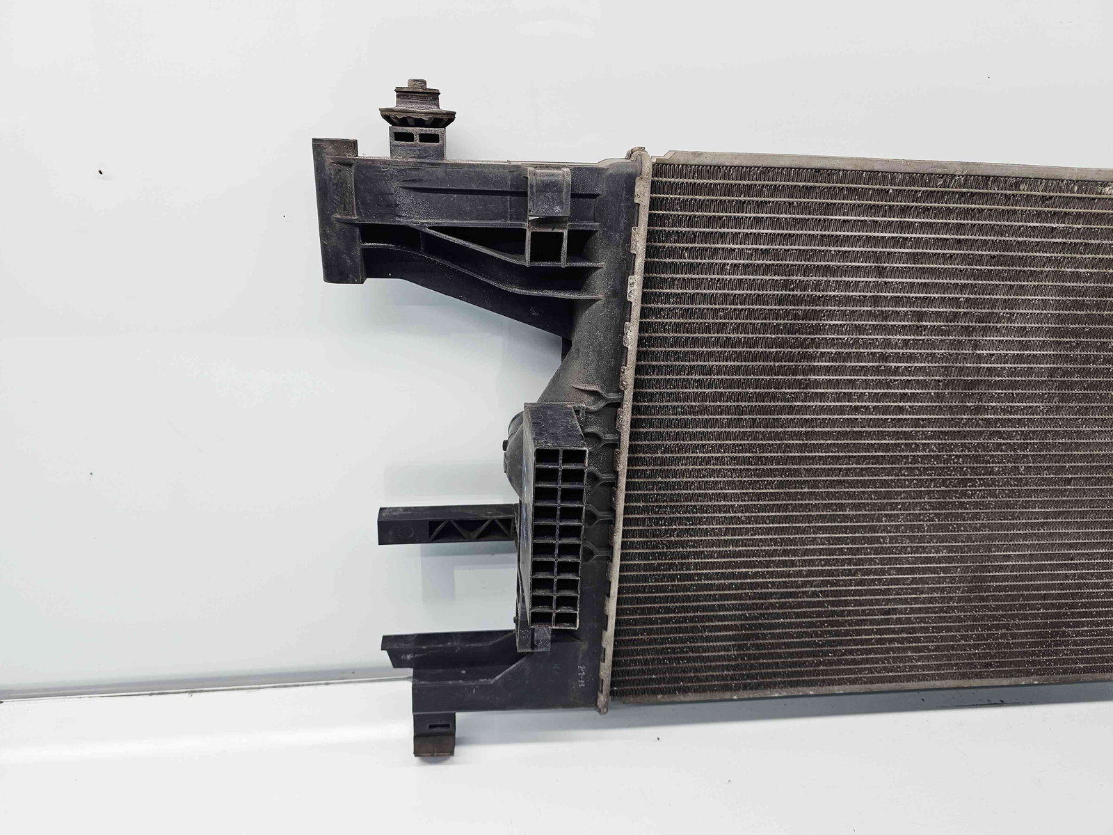 Radiator apa Opel Astra J [Fabr 2009-2015] 13281773 1.4 Benz A14XER 74KW / 100CP - imagine 3