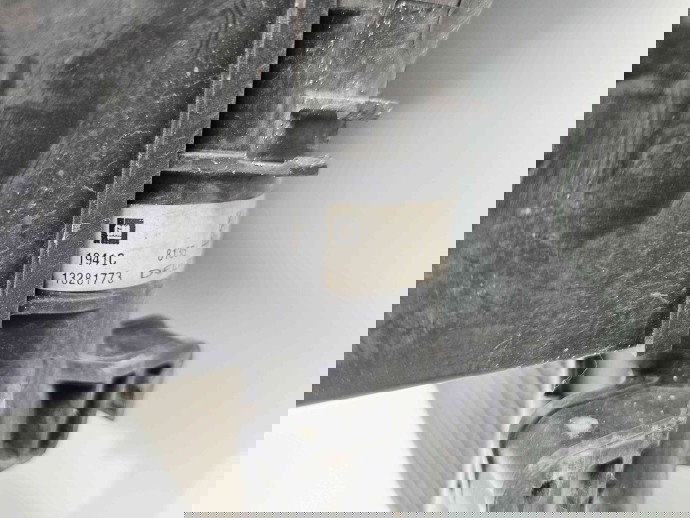 Radiator apa Opel Astra J [Fabr 2009-2015] 13281773 1.4 Benz A14XER 74KW / 100CP