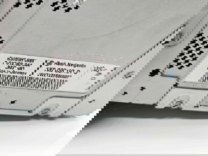  Radio CD Volkswagen Passat B6 Variant (3C5) [Fabr 2005-2010] 1K0035191D