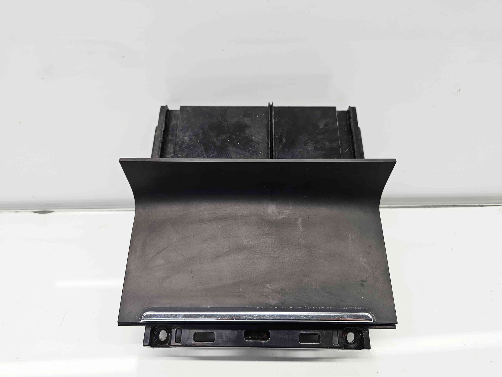 Scrumiera Skoda Superb II Combi (3T5) [Fabr 2009-2015] 3T0857962B - imagine 1