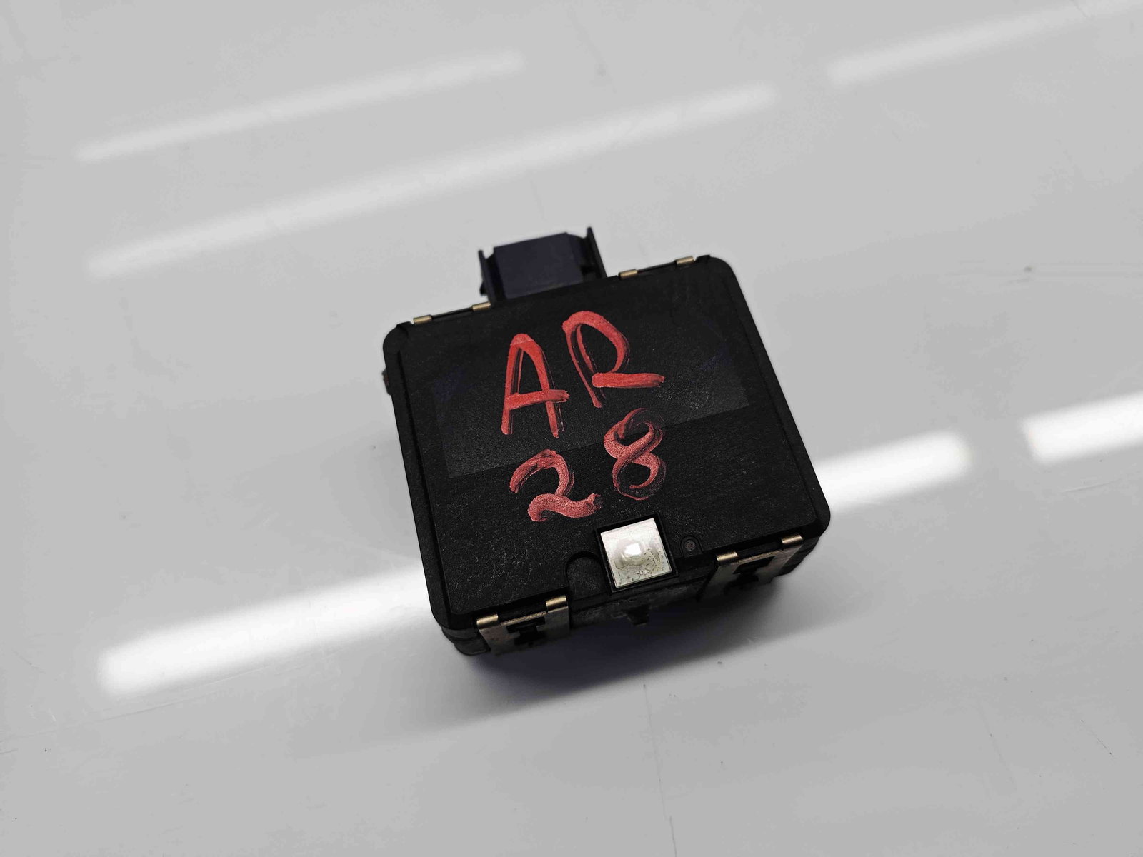 Senzor radar distronic Skoda Superb III Combi (3V5) [Fabr 2015-2024] 3Q0907561C - imagine 2