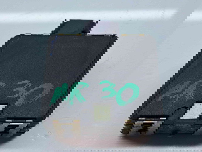  Senzor radar distronic Volkswagen Passat B8 Variant (3G5) [Fabr 2015-prezent] 3Q0907561C