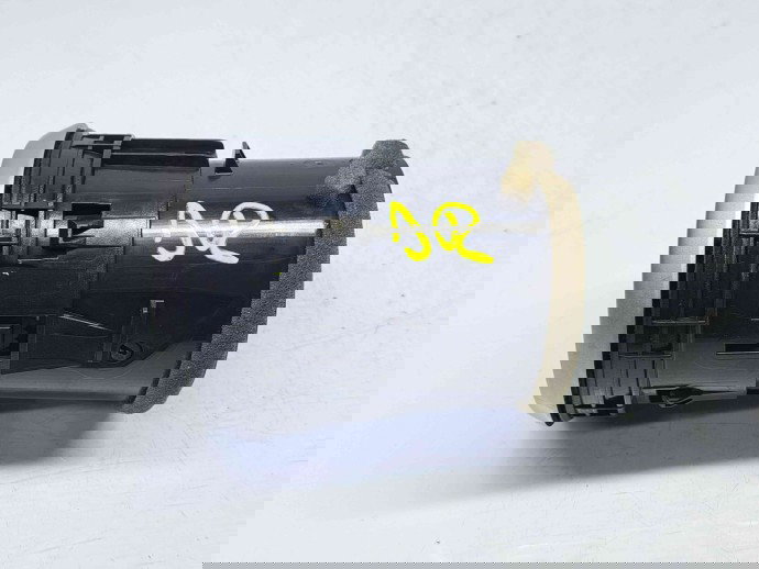  Grila aerisire centrala dreapta Nissan Qashqai Facelift (2) [Fabr 2009-2013] 68760-JD10A