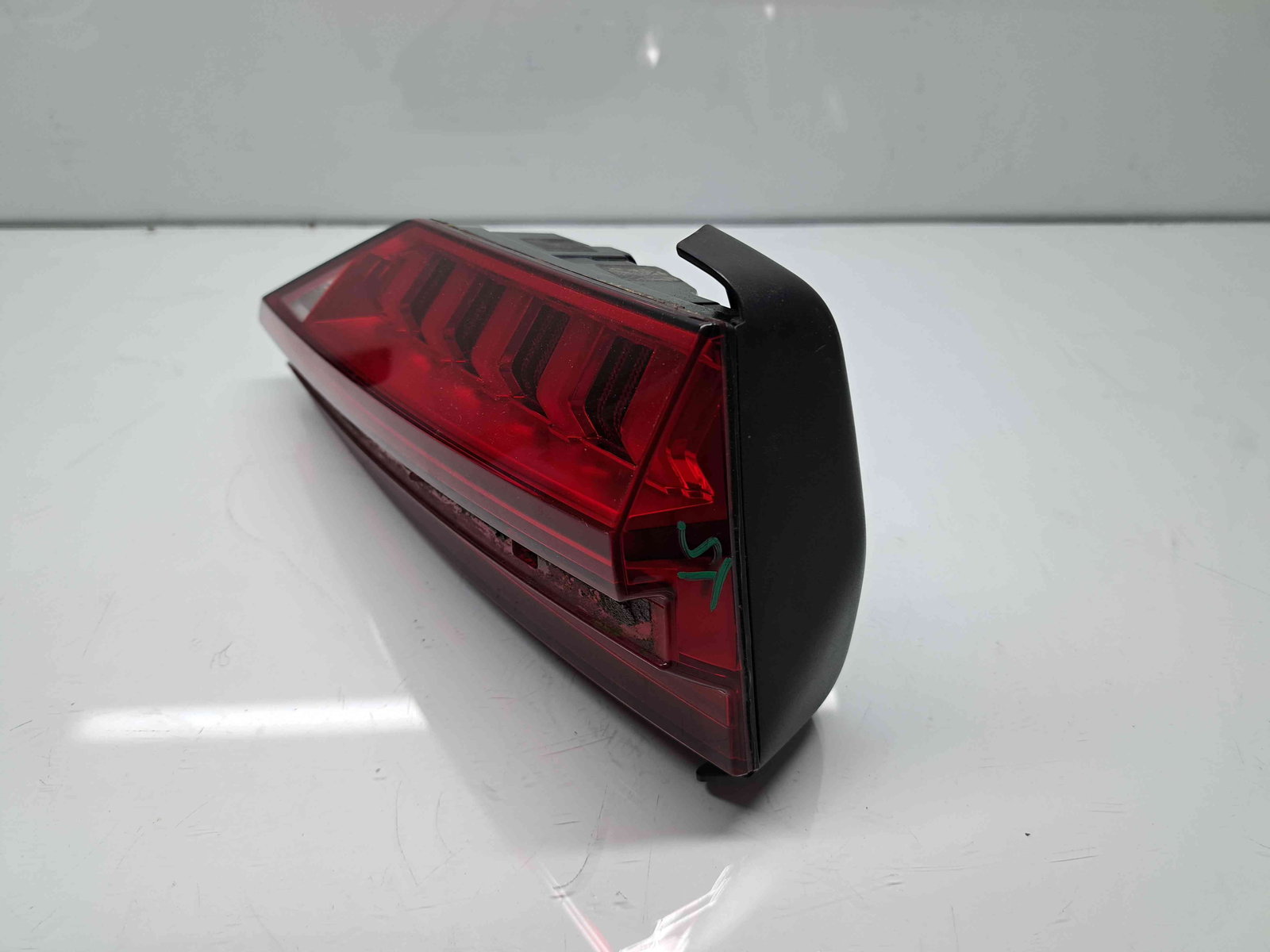 Stop haion stanga Audi A6 (4A2, C8) S-line [Fabr 2018-2025] 4K5945093A - imagine 2