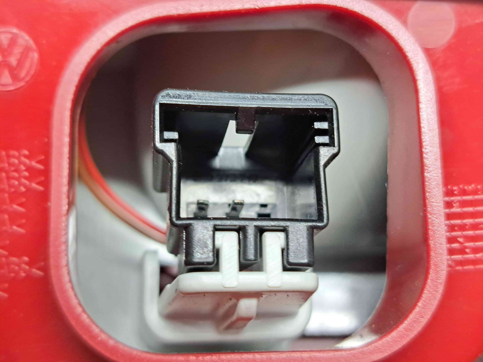 Stop haion stanga Volkswagen Passat B7 (362) [Fabr 2010-2014] OEM - imagine 6