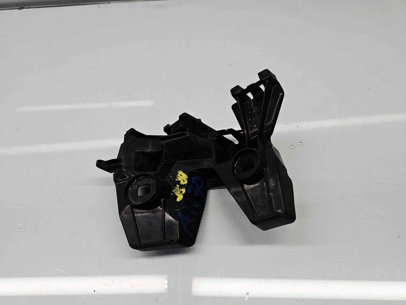 Suport bara dreapta spate Volkswagen Passat B8 Variant (3G5) [Fabr 2015-prezent] 3G9807484A - imagine 2