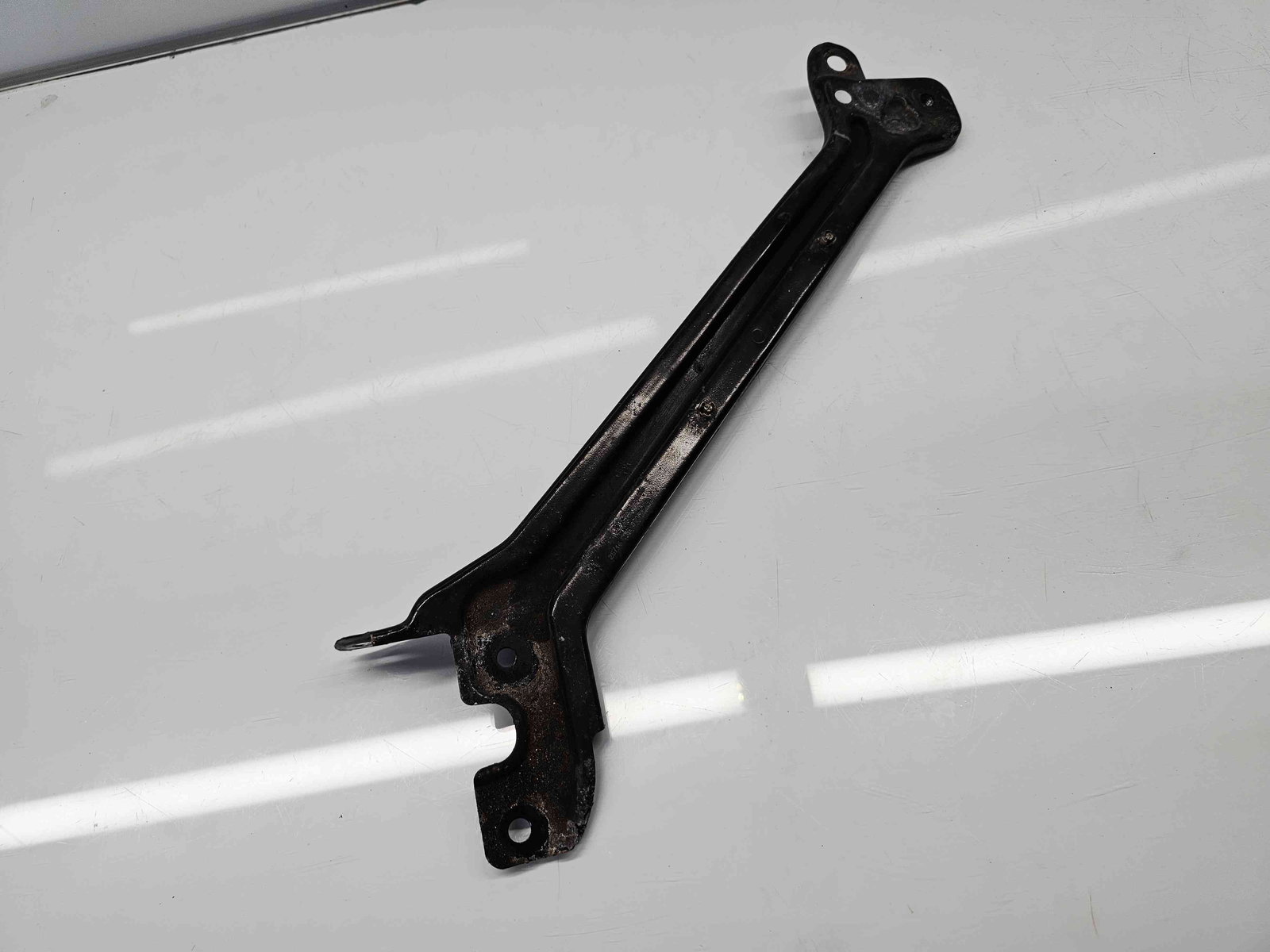 Suport far dreapta Skoda Superb III Combi (3V5) [Fabr 2015-2024] 3V0806930 - imagine 6