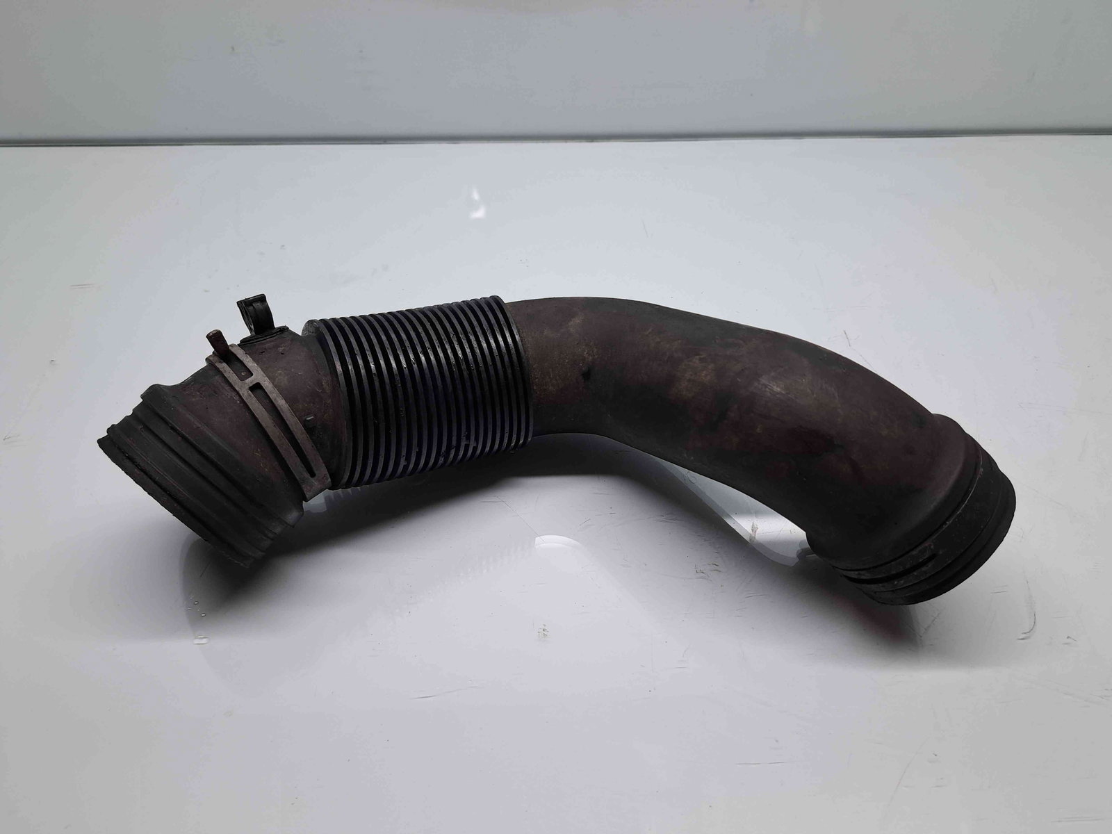 Tub admisie aer Volkswagen Caddy 3 (2KA, 2KH) [Fabr 2004-2009] 1K0129684A 2.0 TDI BST 51KW / 70CP - imagine 1