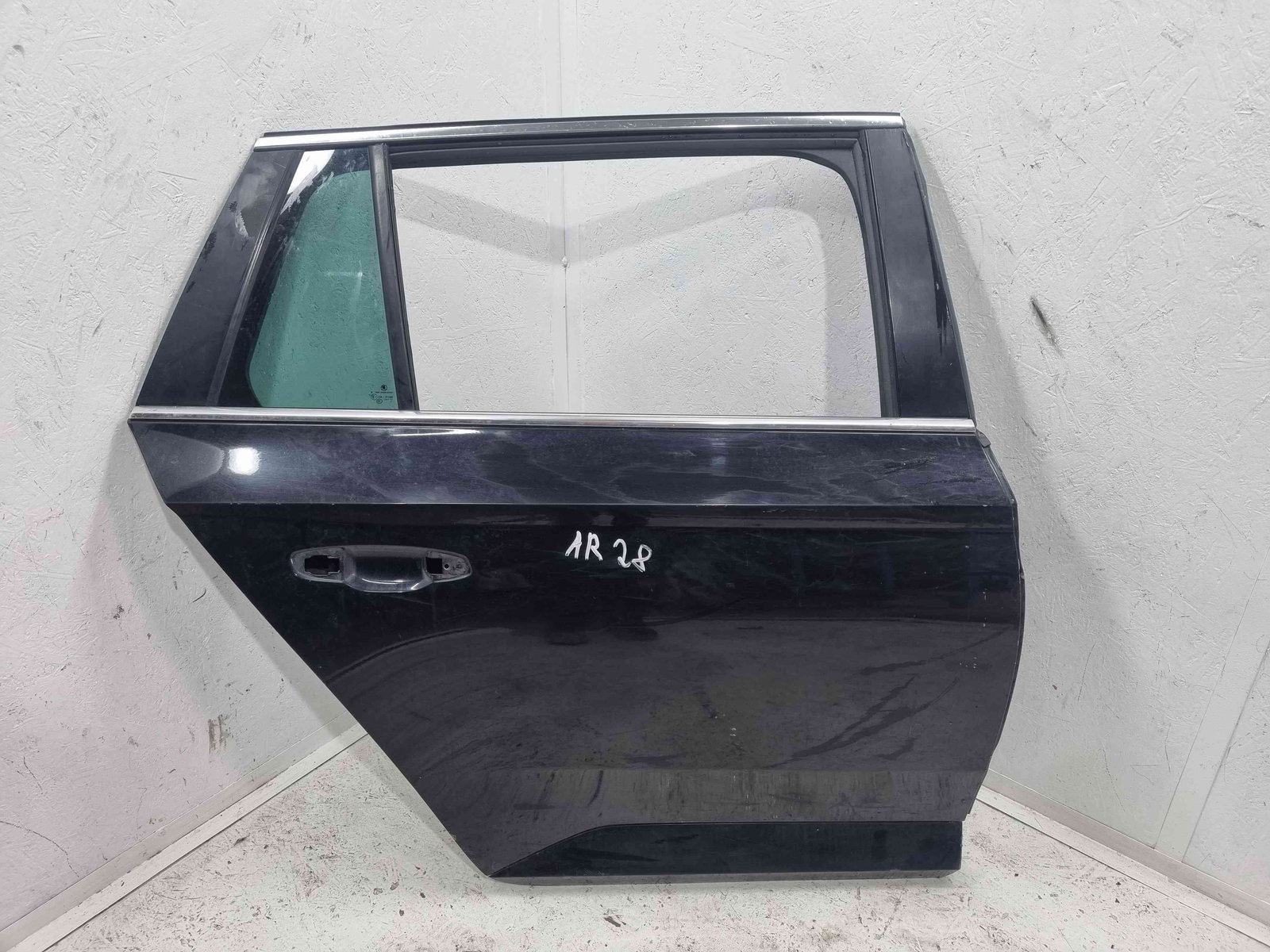 Usa dreapta spate Skoda Superb III Combi (3V5) [Fabr 2015-2024] LF9R - imagine 1