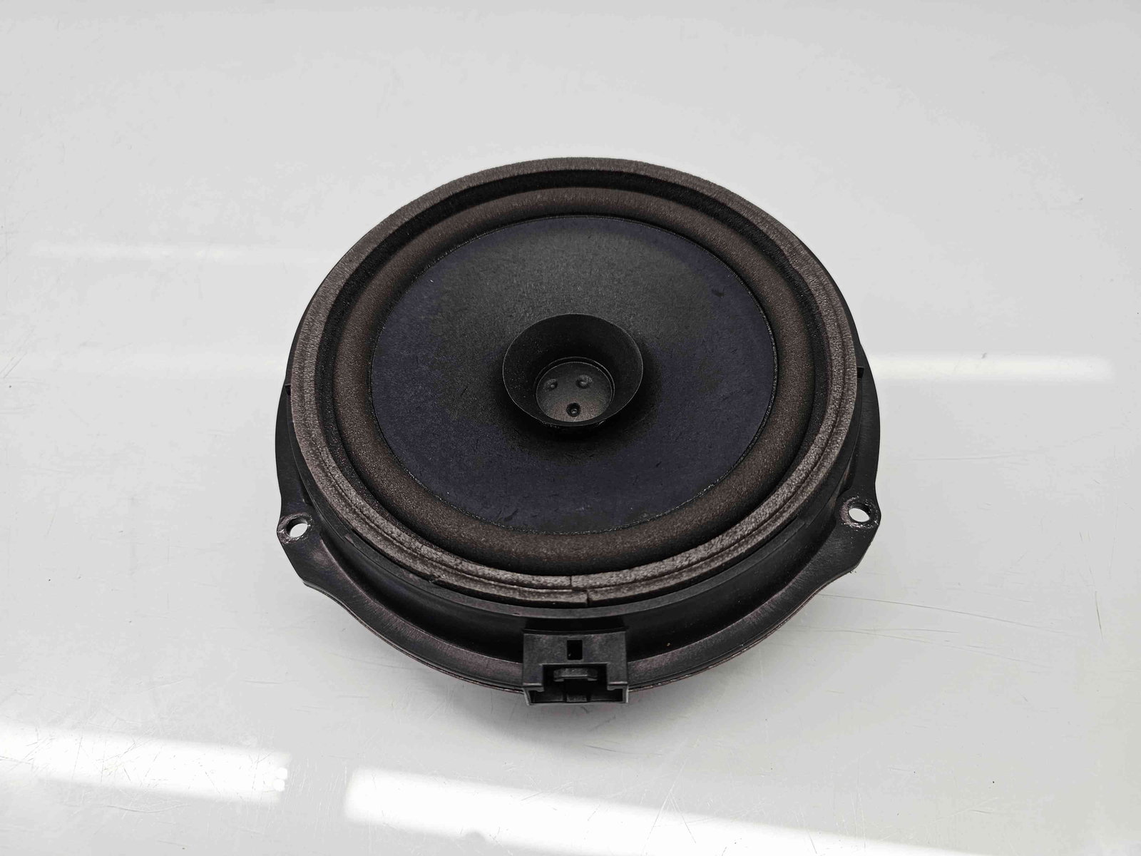 Boxa dreapta spate Ford Kuga I [Fabr 2008-2012] 3M5T-18808-CE - imagine 1