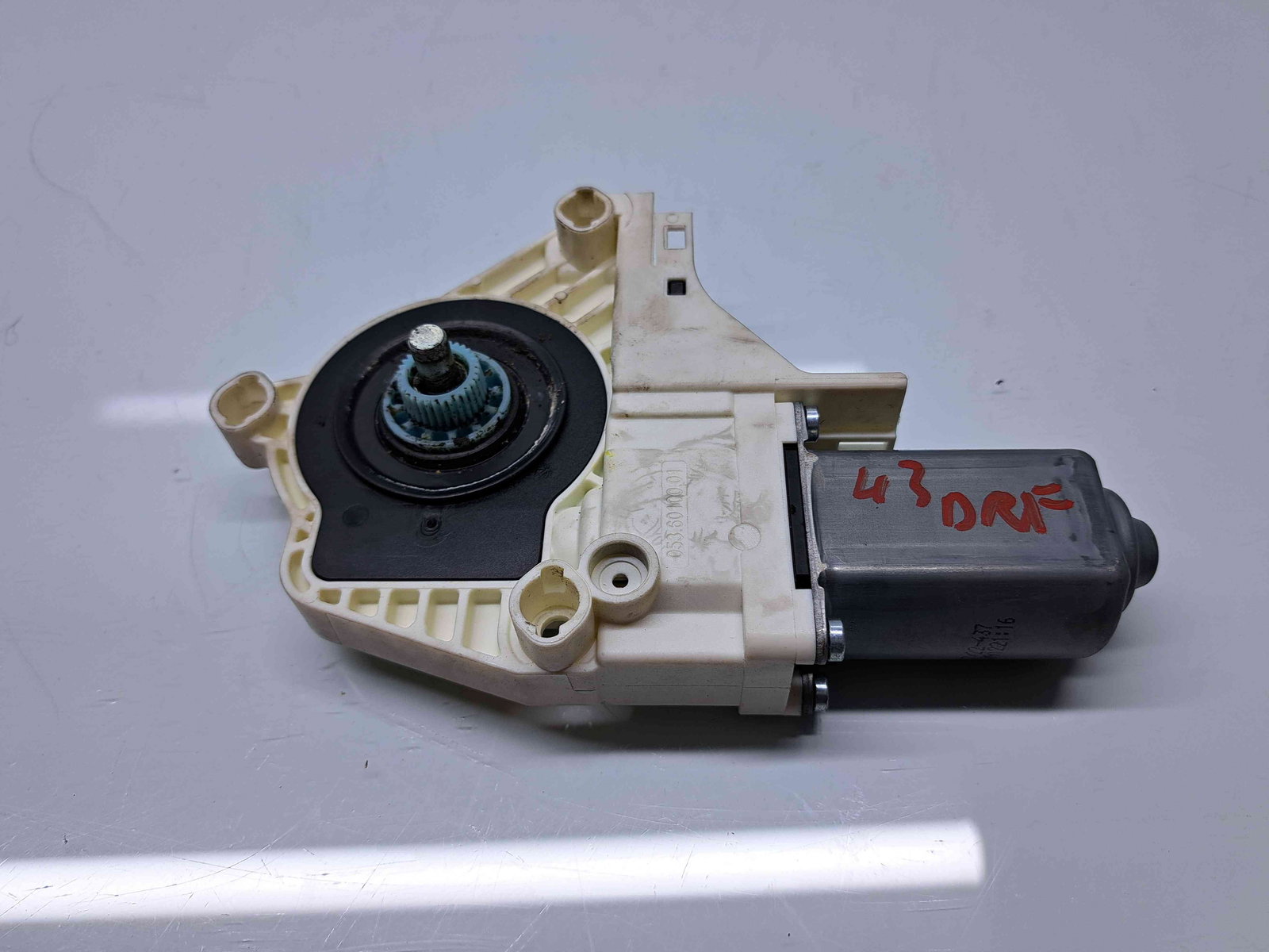 Motoras geam dreapta fata Skoda Superb II Combi (3T5) [Fabr 2009-2015] 8K0959802A - imagine 3