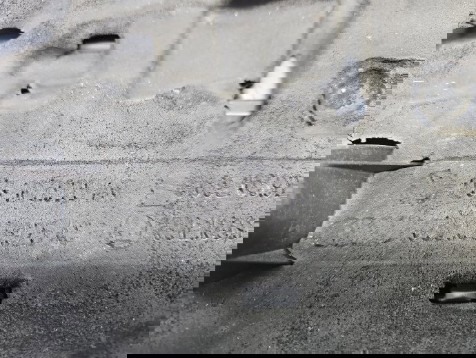 Capac motor Volkswagen Golf 6 (5K1) [Fabr 2009-2013] 03L103925AR 1.6 TDI CAYC 77KW / 105CP