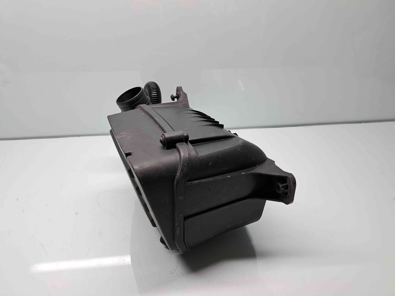 Carcasa filtru aer Skoda Octavia 2 Combi (1Z5) [Fabr 2004-2013] Facelift 1K0129607AQ 1.6 Benz BSE 75KW / 102CP - imagine 3