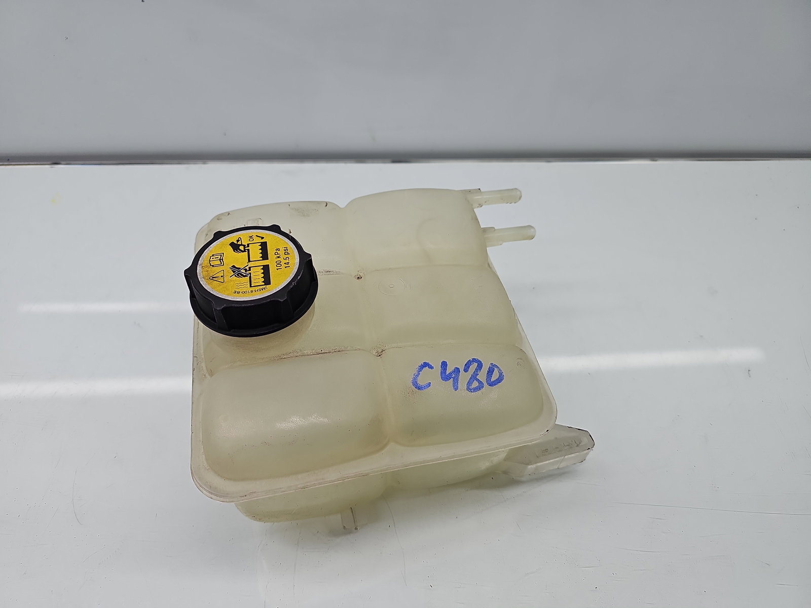 Vas expansiune Mazda 3 II Hatchback Facelift [Fabr 2011-2013] 8N61-8K218-AB - imagine 1